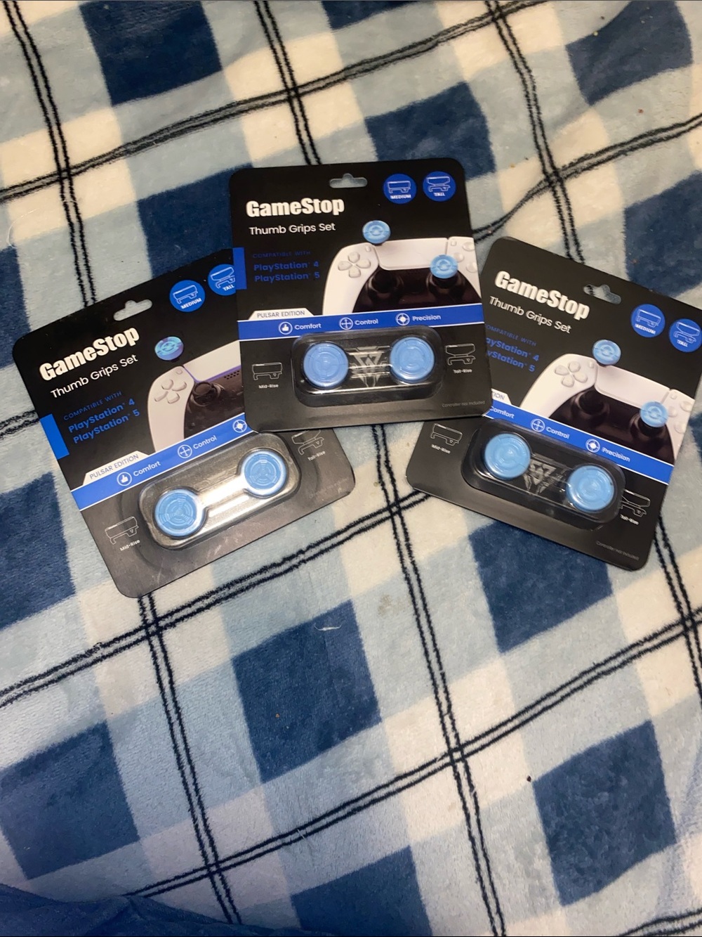 GameStop Blue Thumb Grips Set for PlayStation Controllers Tall & Medium set of 3
